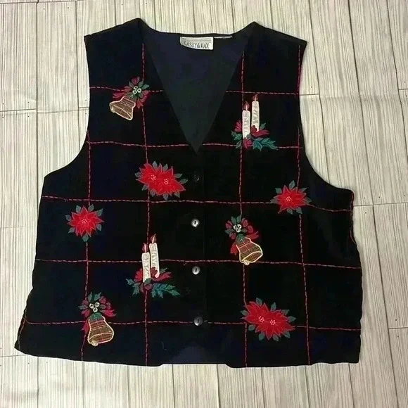 Vintage Embroidered Christmas Vest - Picture 1 of 6